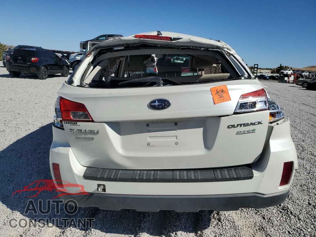 SUBARU OUTBACK 2014 - 4S4BRBKCXE3290735