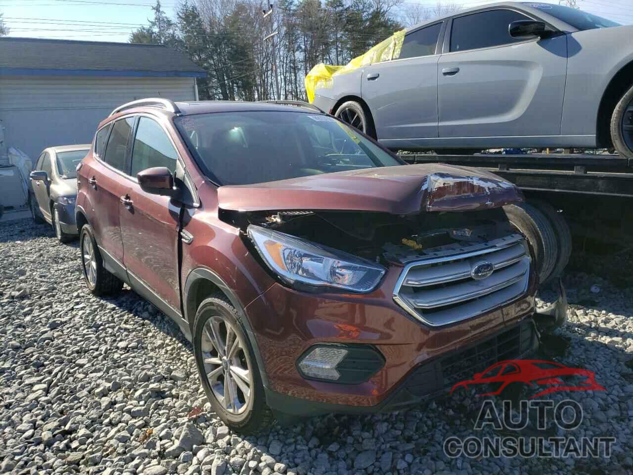 FORD ESCAPE 2018 - 1FMCU0GD7JUC49394