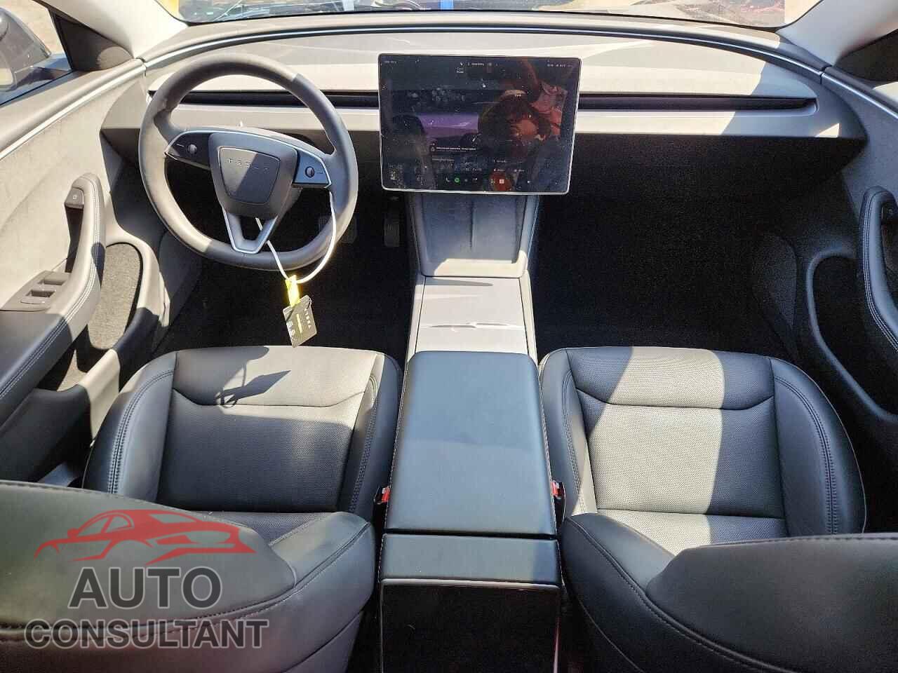 TESLA MODEL 3 2024 - 5YJ3E1EA7RF784990