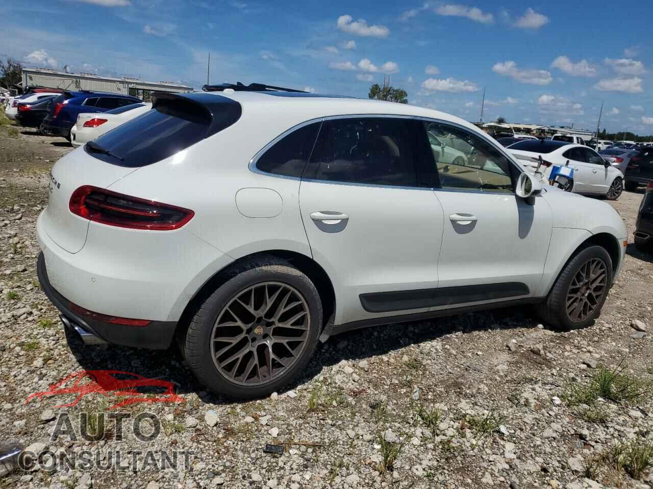 PORSCHE MACAN 2016 - WP1AB2A52GLB57685