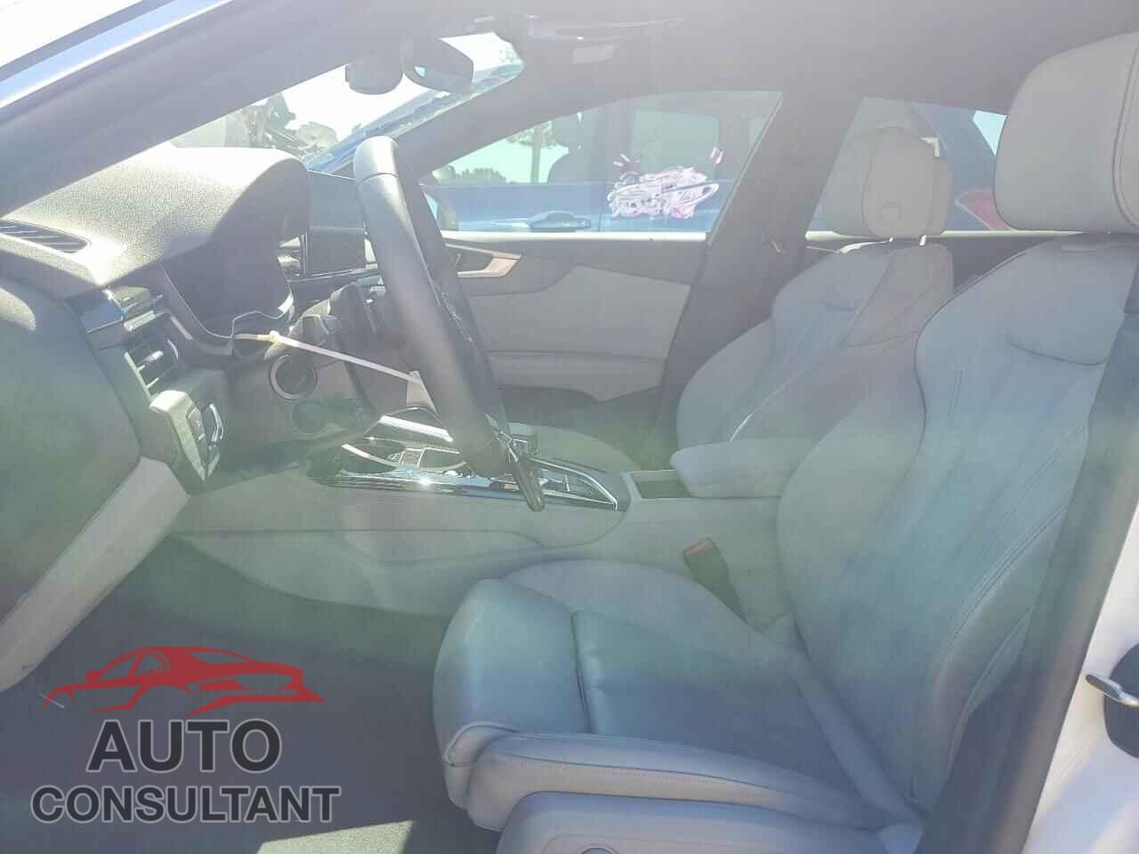 AUDI A5 2024 - WAUFACF55RA040252