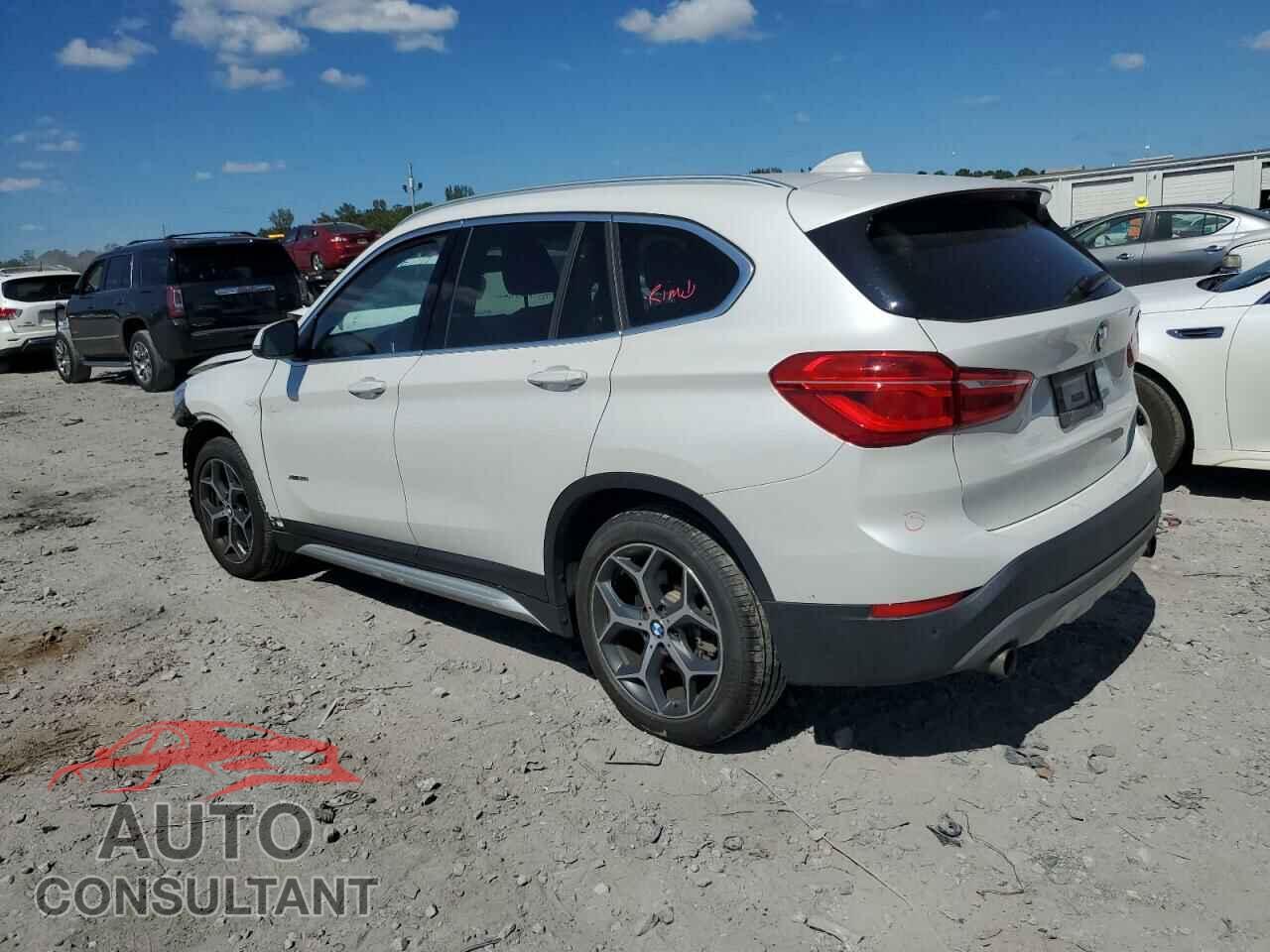 BMW X1 2017 - WBXHT3C30H5F79352
