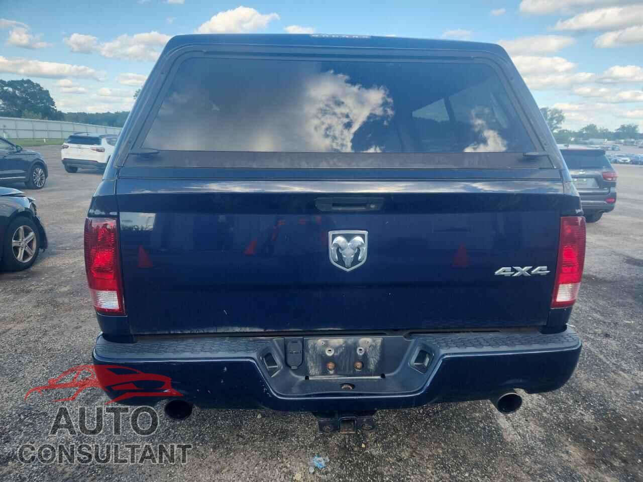 DODGE RAM 1500 2012 - 1C6RD7FT0CS203802