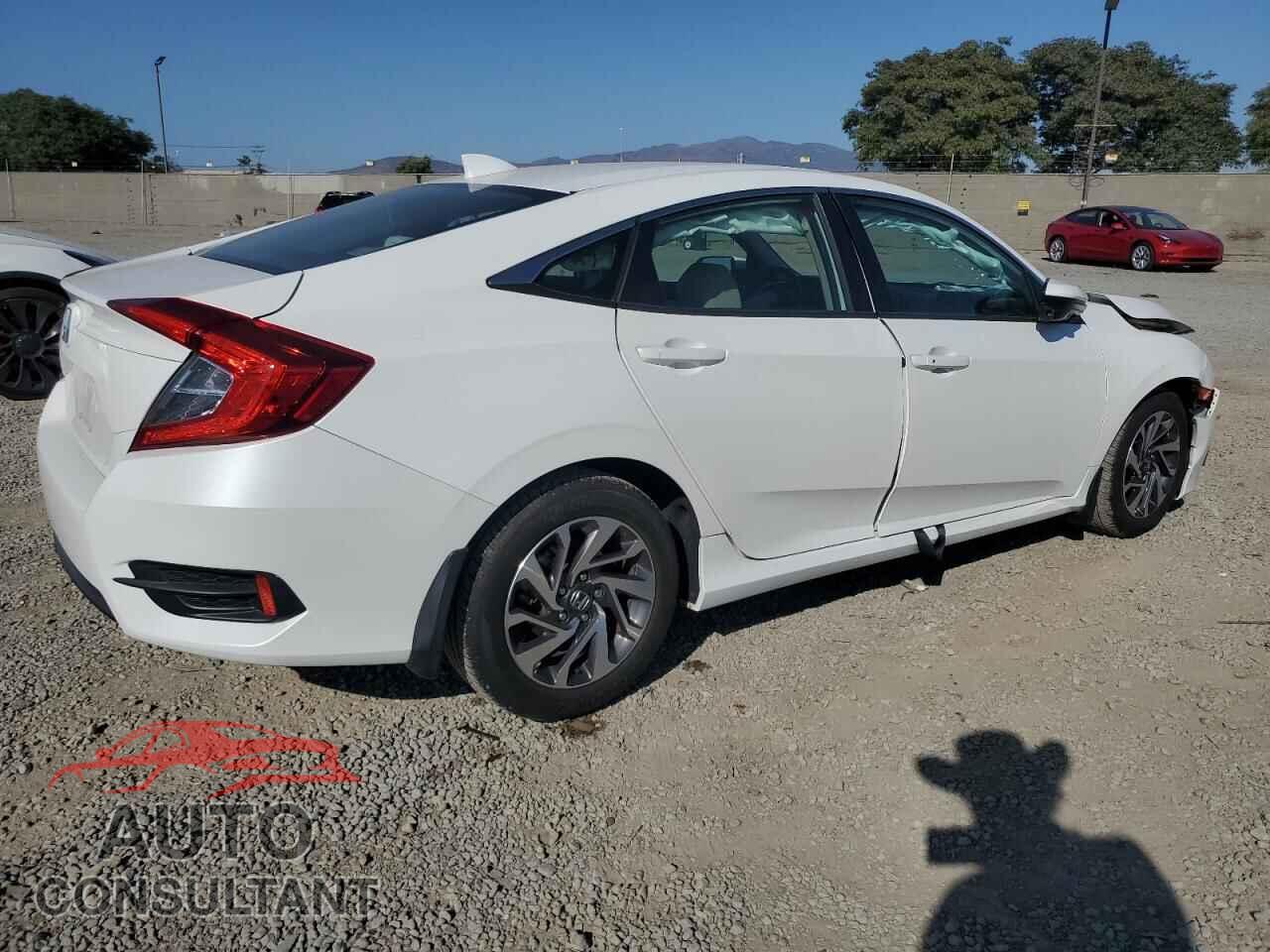 HONDA CIVIC 2017 - 19XFC2F72HE220924