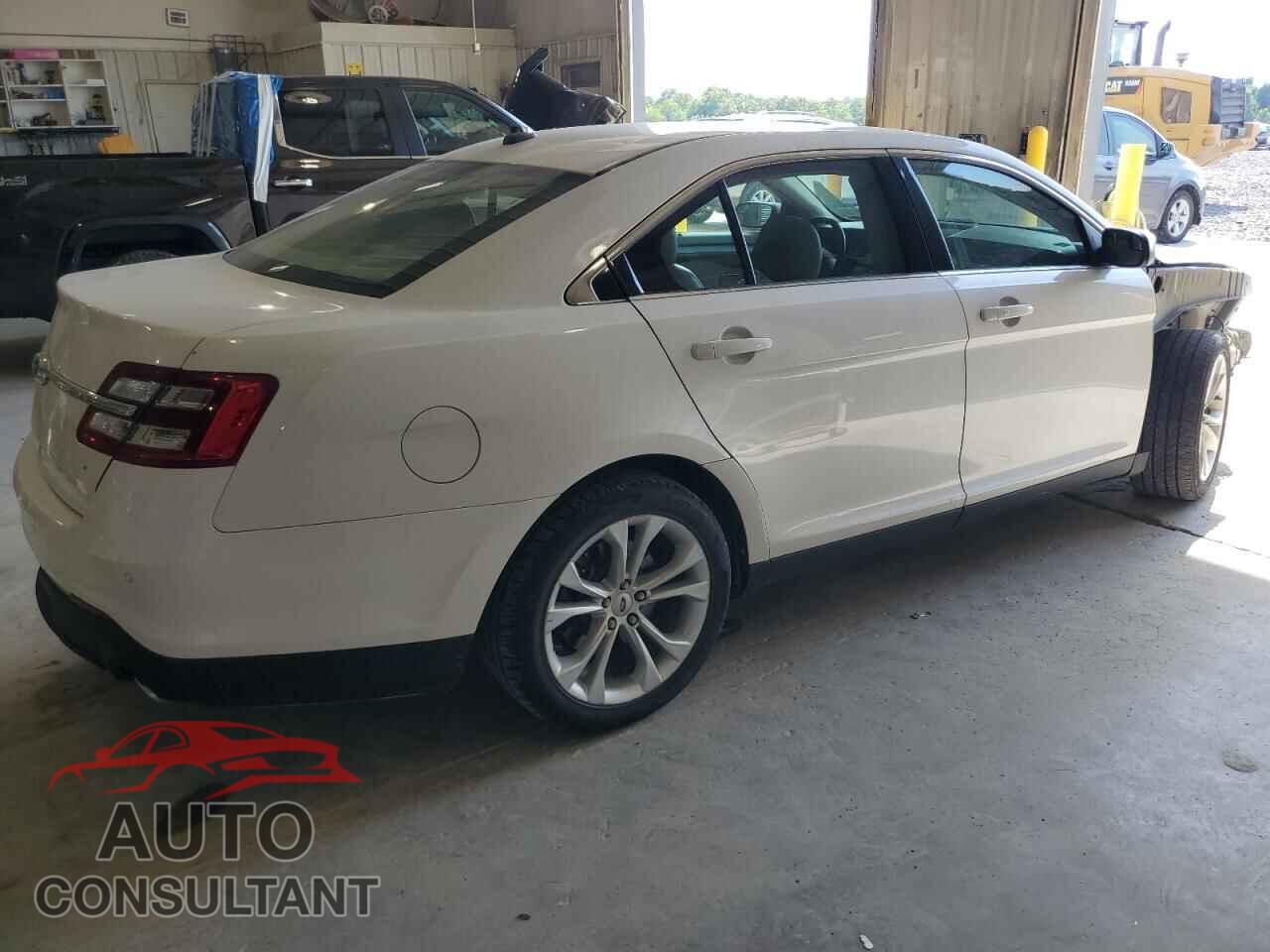 FORD TAURUS 2013 - 1FAHP2E81DG190872