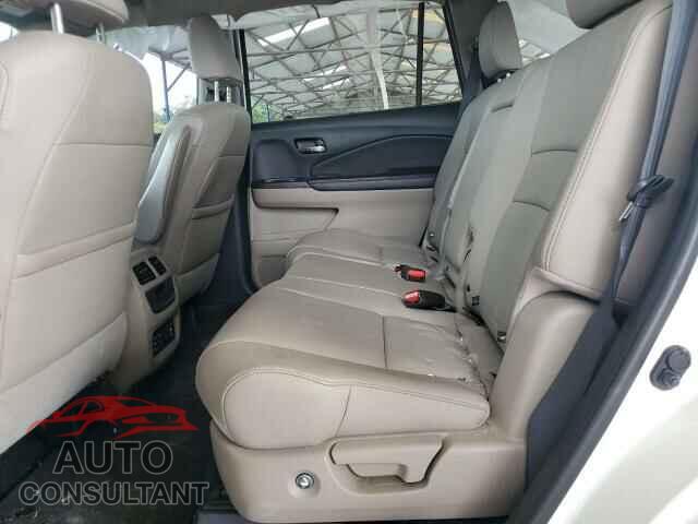 HONDA PILOT 2017 - 5FNYF6H99HB057320