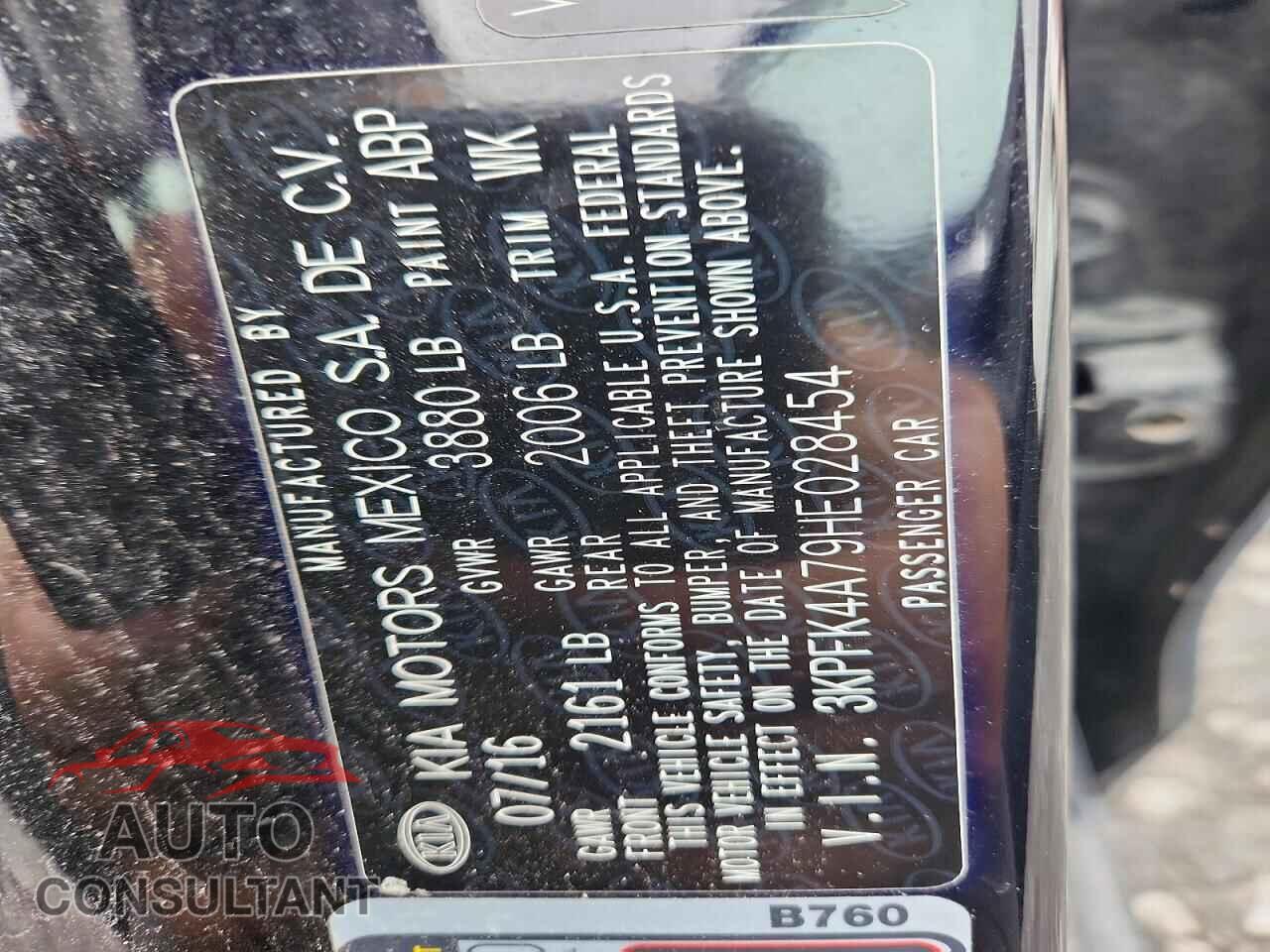 KIA FORTE 2017 - 3KPFK4A79HE028454