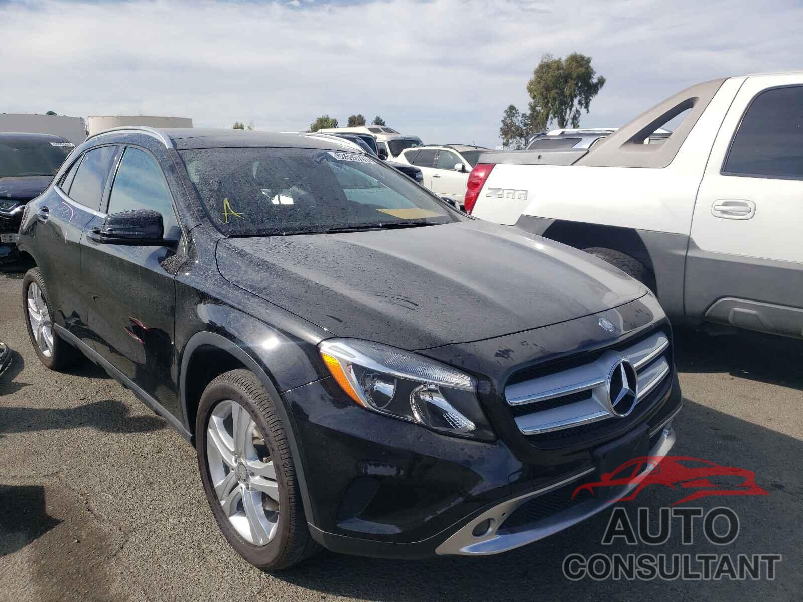 MERCEDES-BENZ GLA-CLASS 2017 - WDCTG4GB0HJ304825