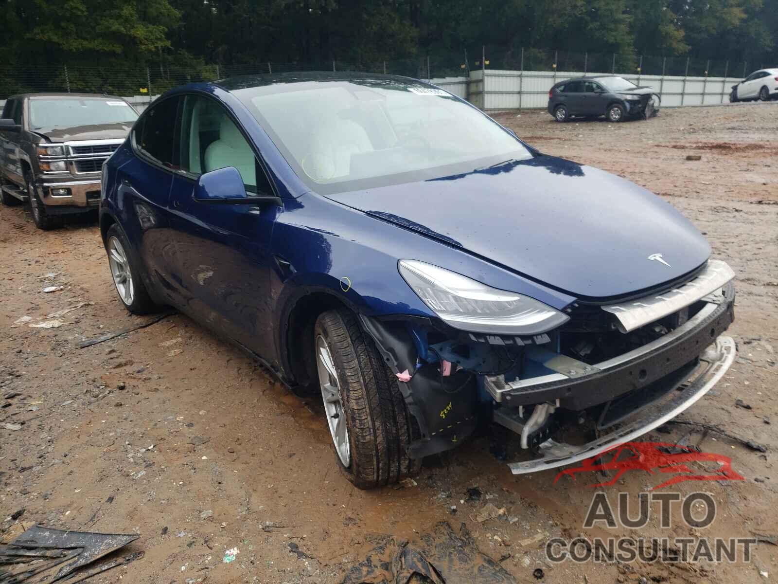 TESLA MODEL Y 2021 - 5YJYGDEE1MF074738