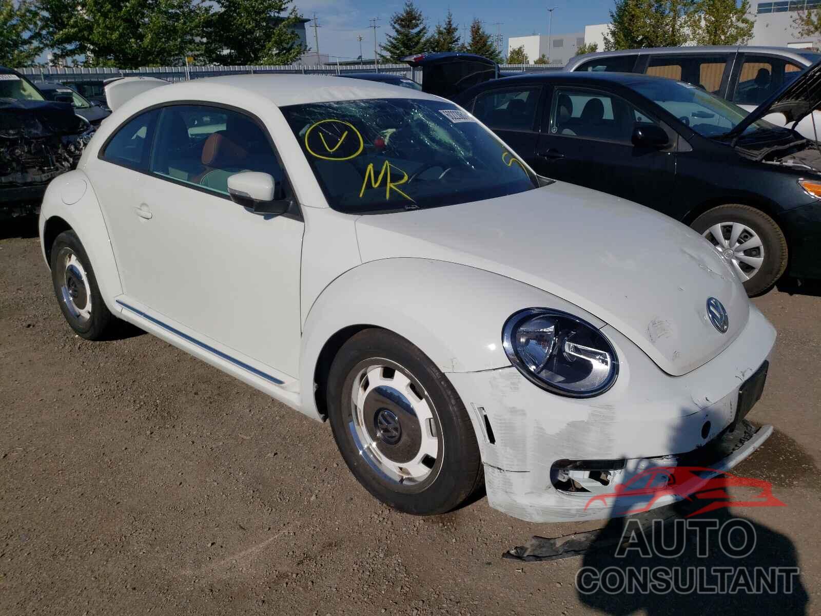VOLKSWAGEN BEETLE 2016 - 3VWJ07AT2GM608371