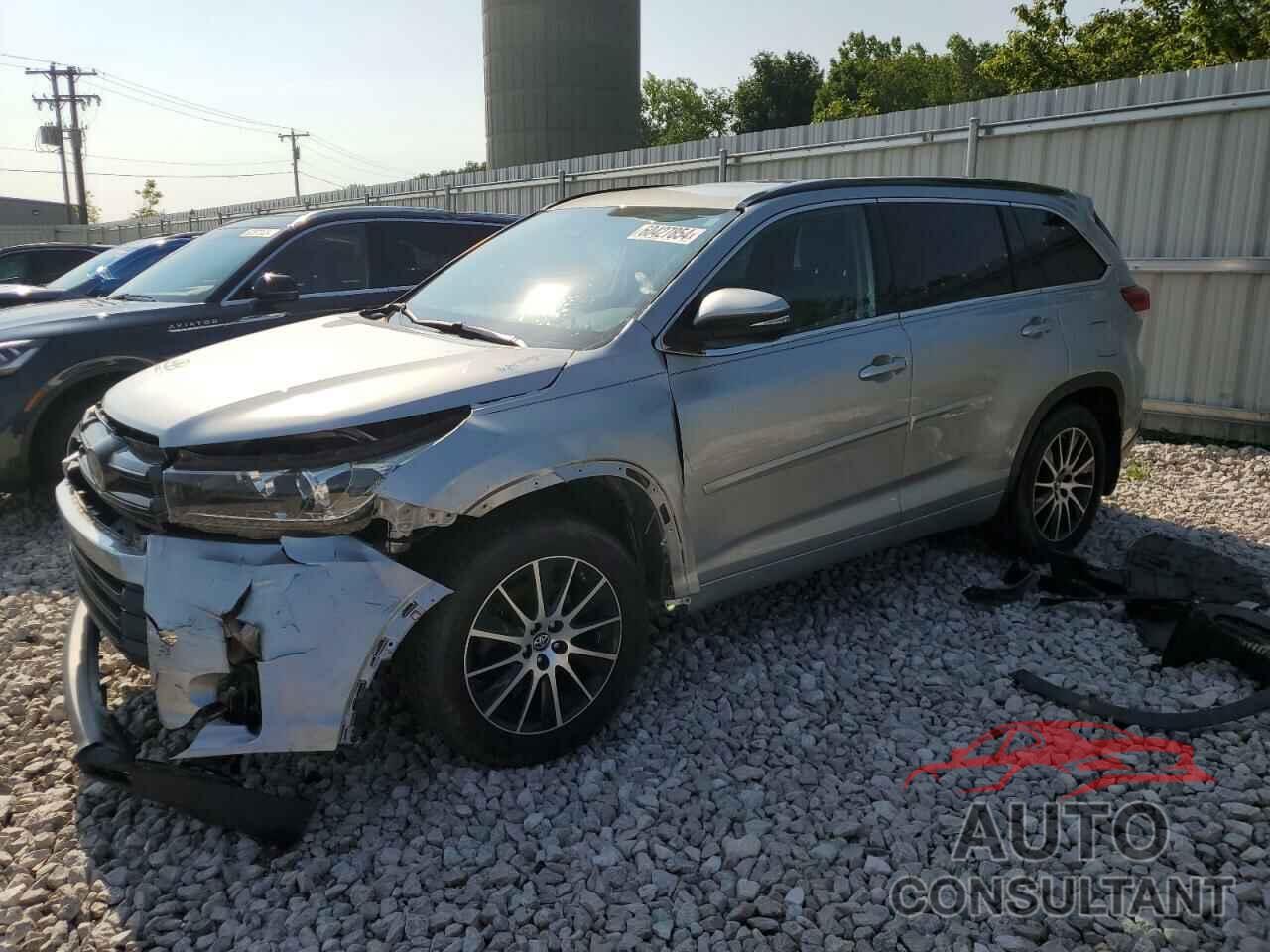 TOYOTA HIGHLANDER 2018 - 5TDJZRFH4JS492946