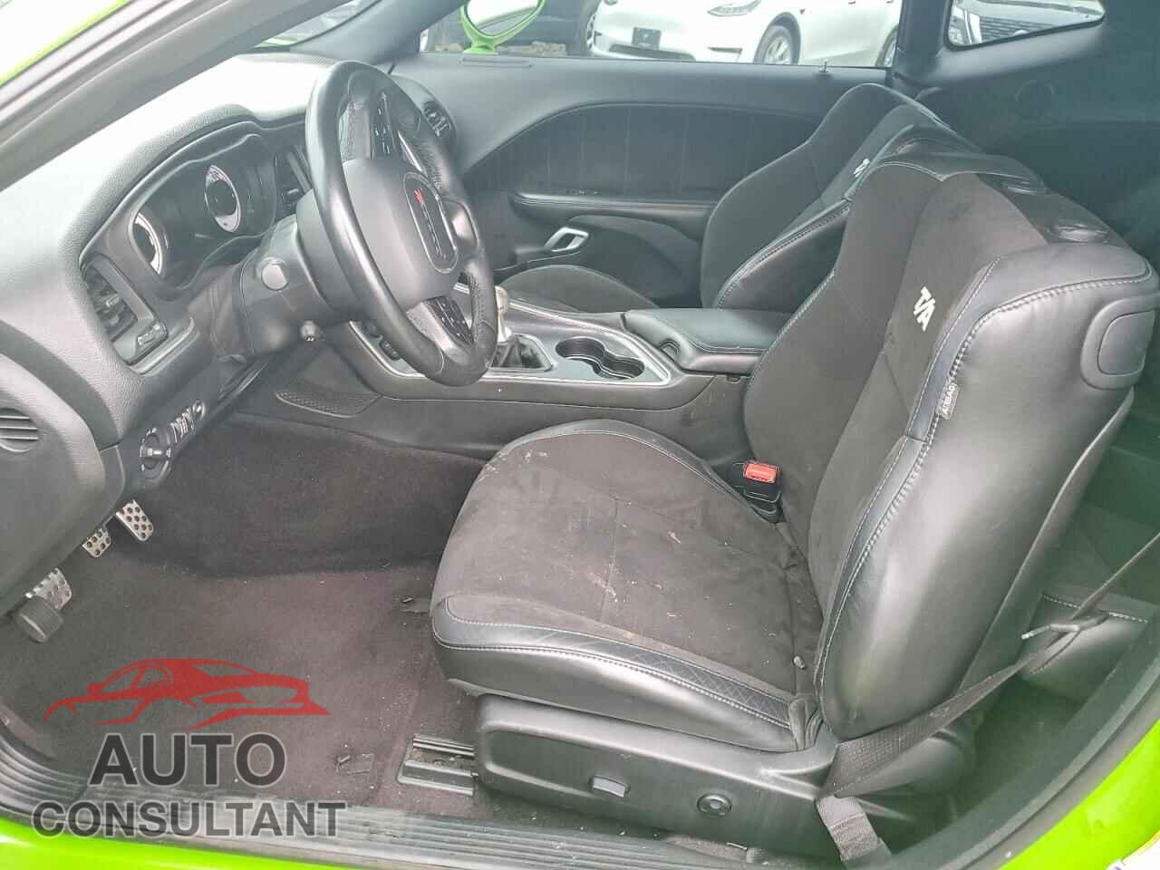 DODGE CHALLENGER 2017 - 2C3CDZFJ8HH584729