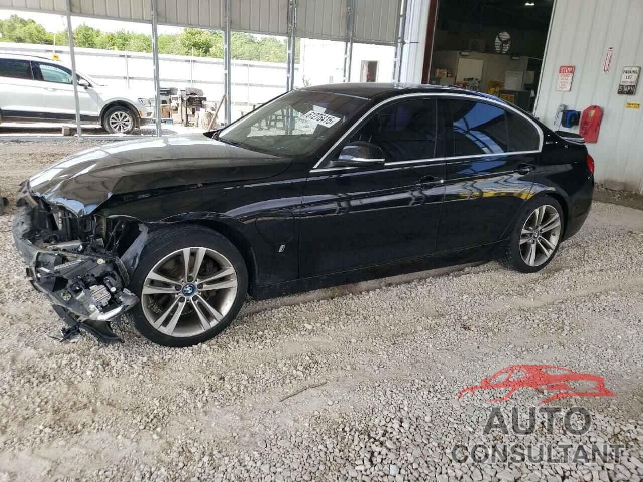 BMW 3 SERIES 2018 - WBA8E1C55JA756305