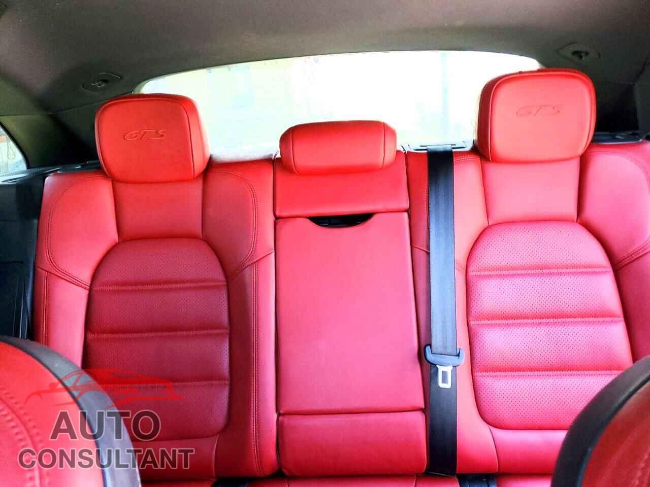 PORSCHE MACAN 2017 - WP1AG2A57HLB51139