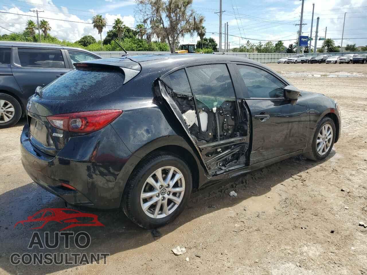 MAZDA 3 2017 - 3MZBN1K76HM124256