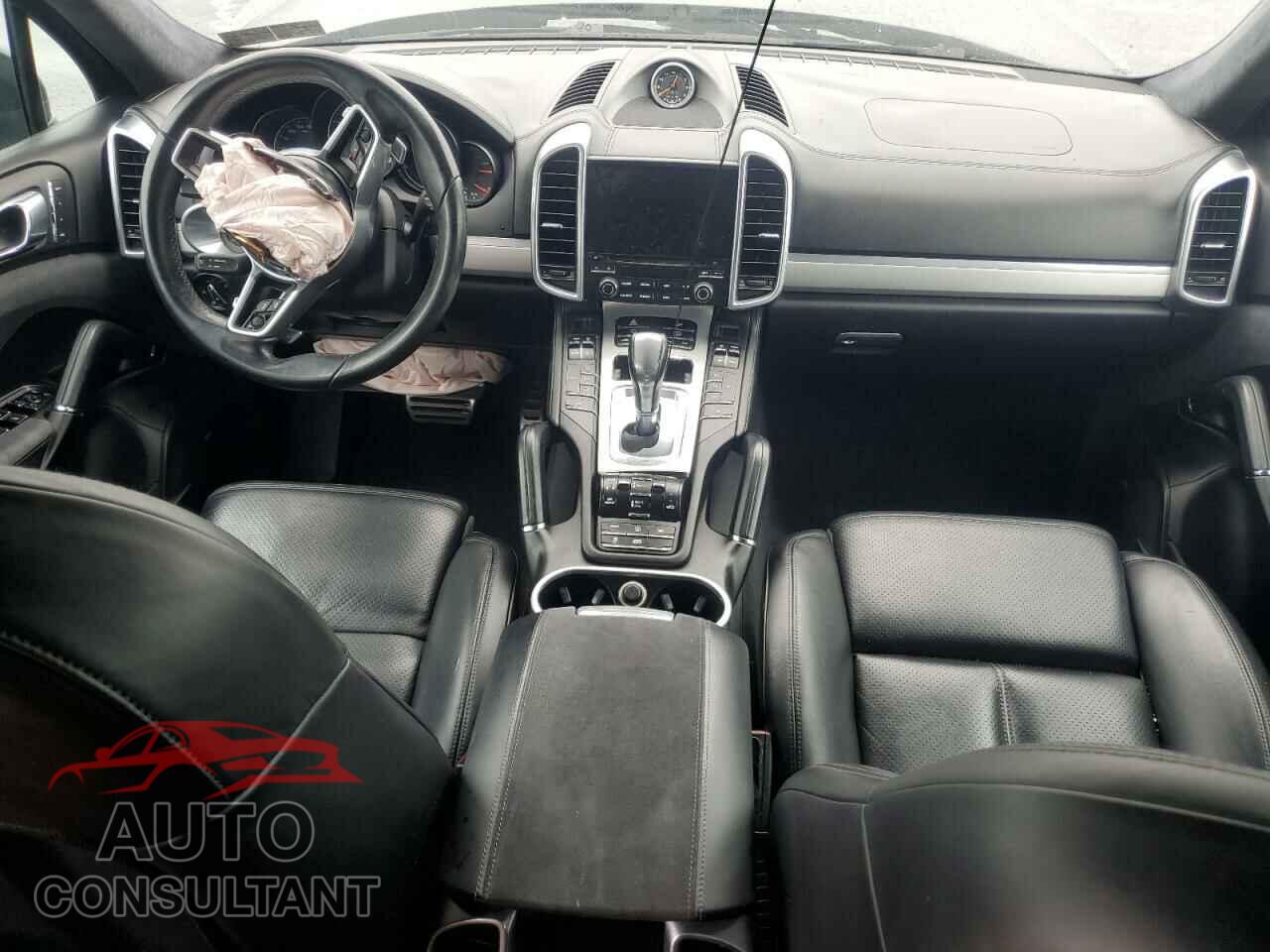PORSCHE CAYENNE 2018 - WP1AD2A23JLA80283