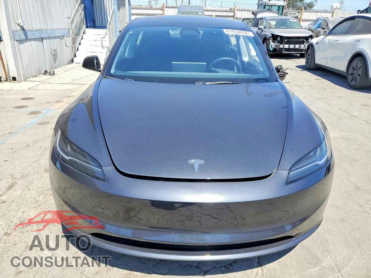TESLA MODEL 3 2024 - 5YJ3E1EA5RF747517