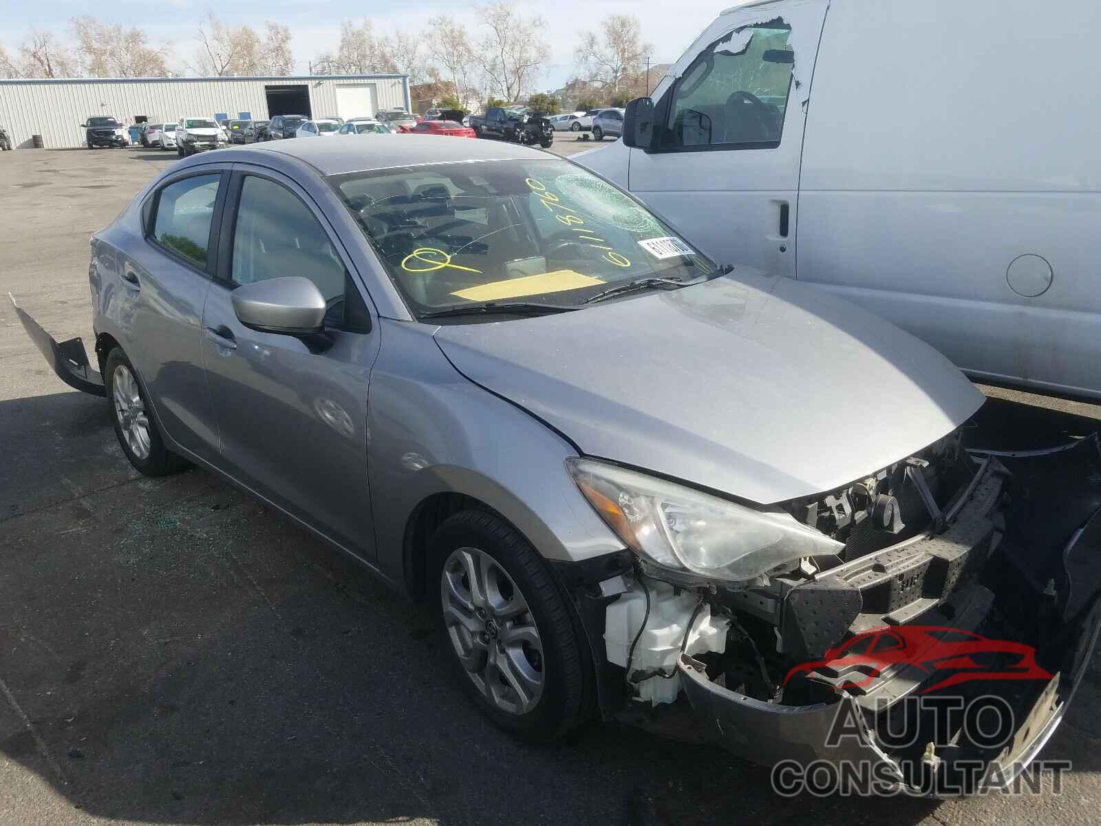 TOYOTA SCION 2016 - 3MYDLBZV4GY117343