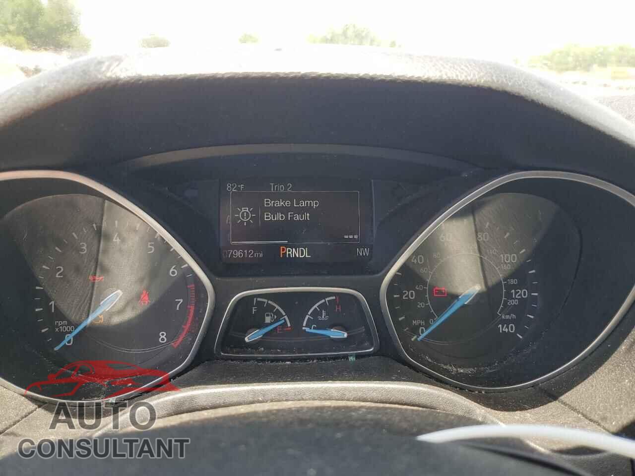 FORD FOCUS 2017 - 1FADP3F28HL256166
