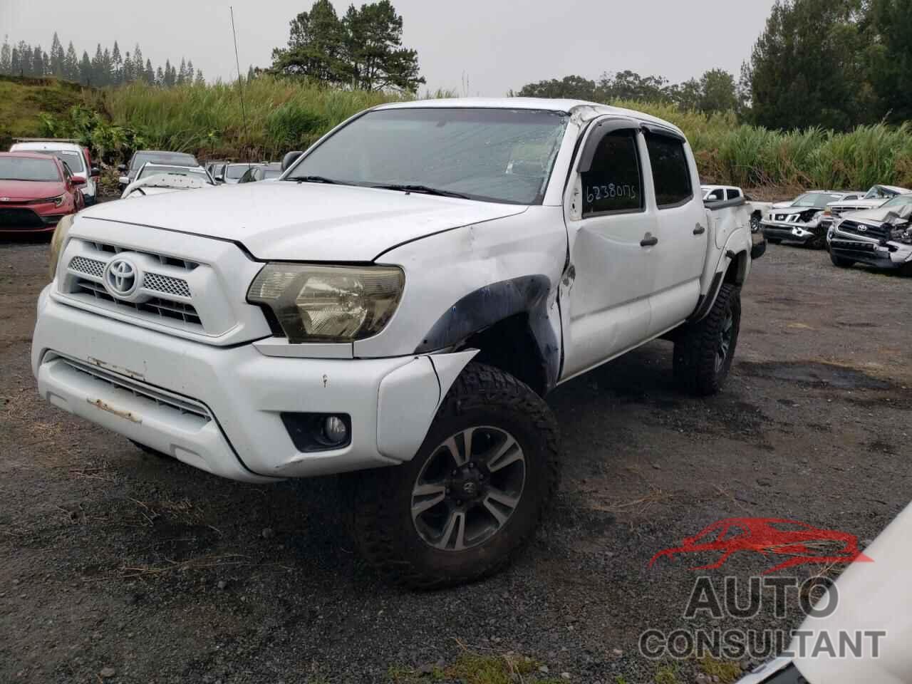 TOYOTA TACOMA 2015 - 3TMLU4EN1FM177739