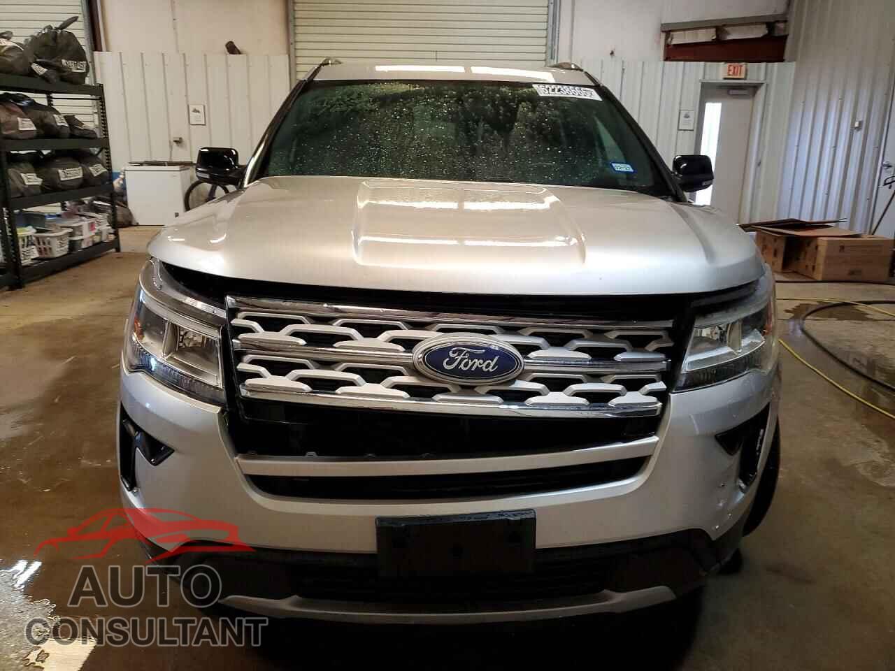 FORD EXPLORER 2018 - 1FM5K7D86JGC85610
