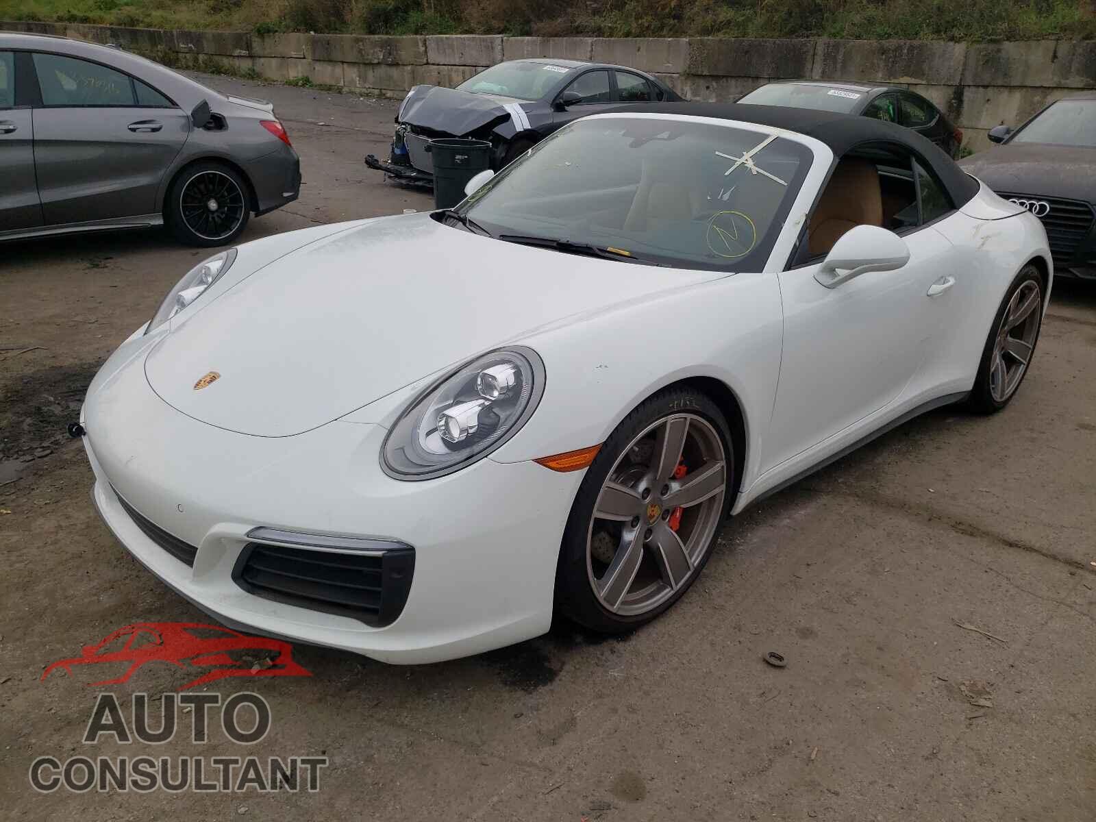PORSCHE 911 2018 - WP0CB2A98JS147785