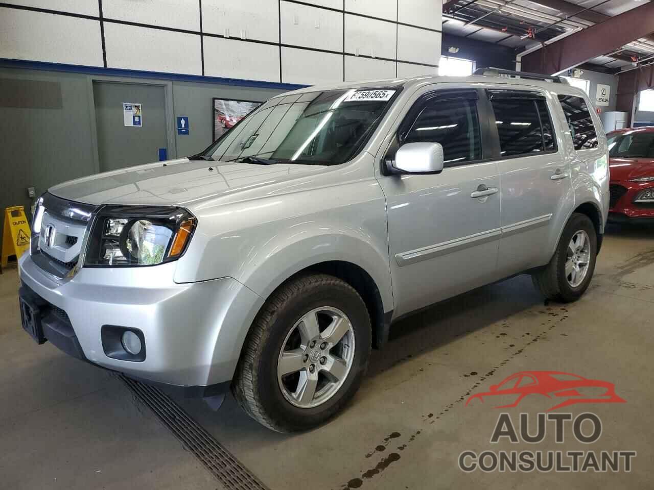 HONDA PILOT 2011 - 5FNYF4H64BB007961
