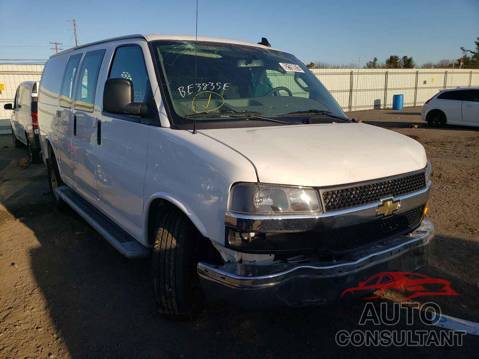 CHEVROLET EXPRESS 2020 - 1GCWGAFG7L1230181