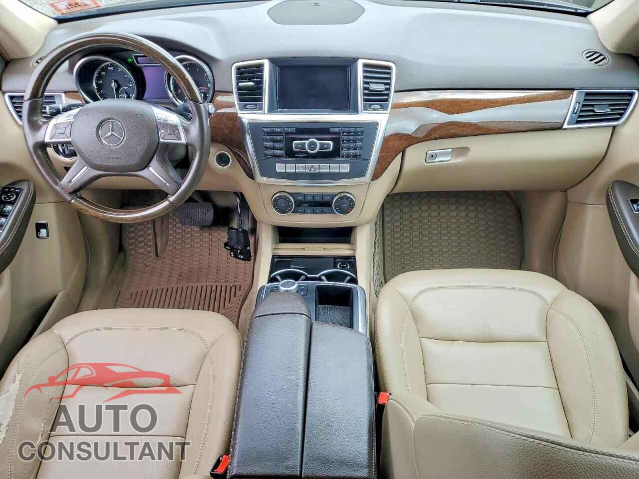 MERCEDES-BENZ M-CLASS 2012 - 4JGDA5HB2CA024991