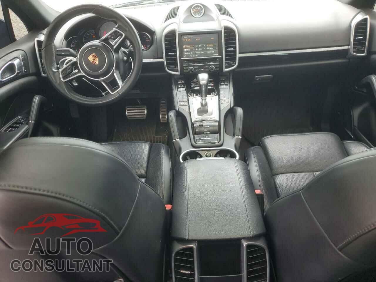 PORSCHE CAYENNE 2016 - WP1AB2A25GLA95883