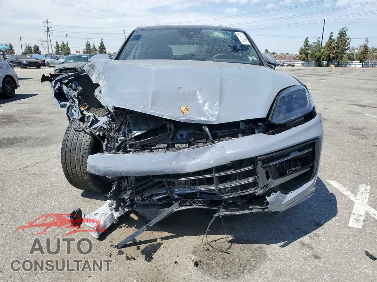 PORSCHE CAYENNE 2024 - WP1BL2AY8RDA60242