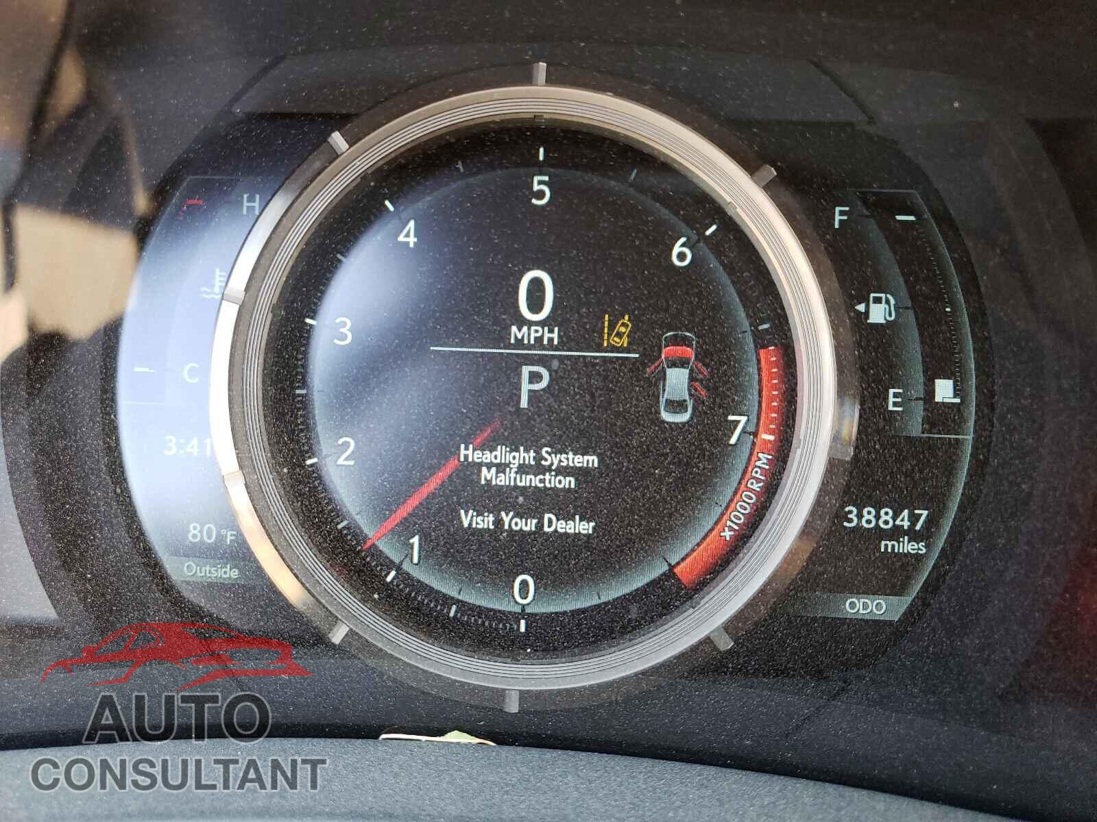 LEXUS IS 2017 - JTHBE1D22H5030660
