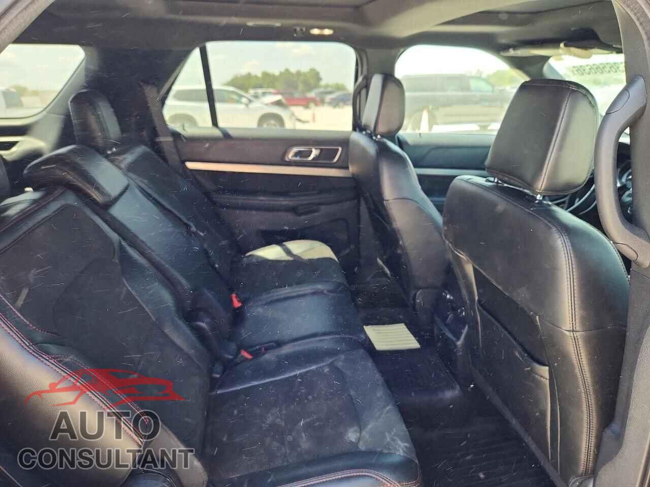 FORD EXPLORER 2018 - 1FM5K7D86JGB89928