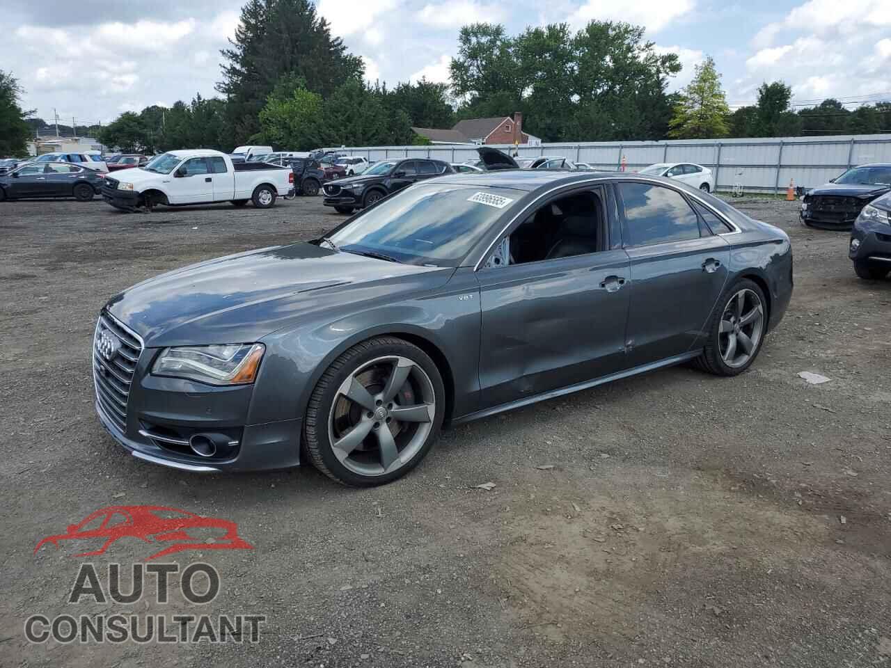 AUDI S8 2013 - WAUD2AFD6DN018195