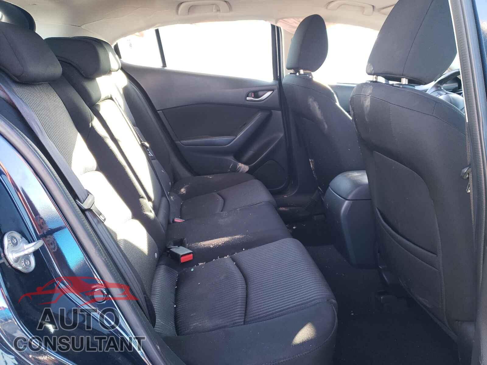 MAZDA 3 2016 - JM1BM1M76G1327422