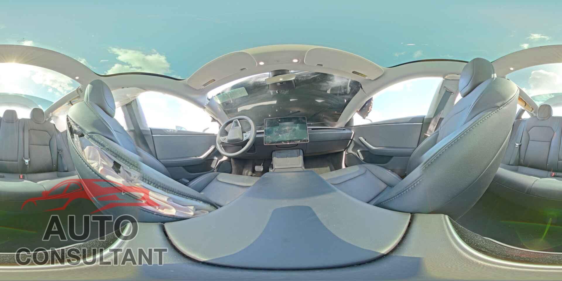 TESLA MODEL 3 2024 - 5YJ3E1EA0RF749000