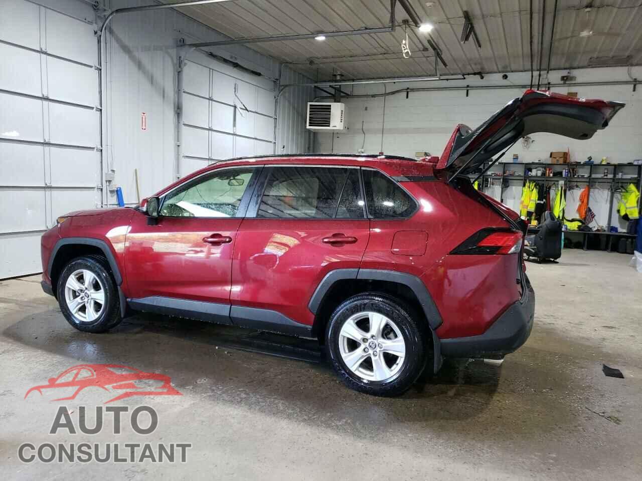 TOYOTA RAV4 2020 - JTMP1RFV4LD067569