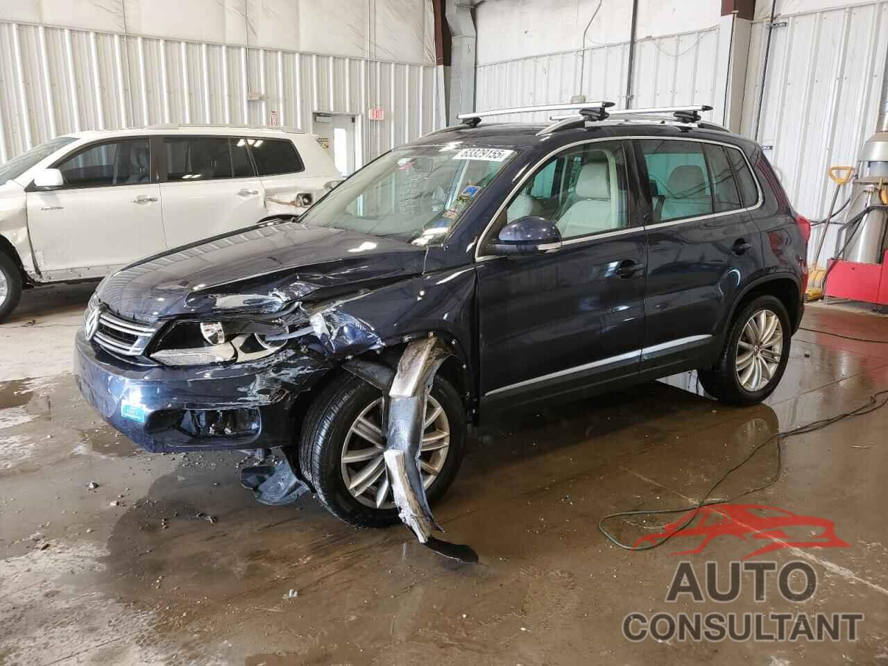 VOLKSWAGEN TIGUAN 2012 - WVGBV7AX4CW608289