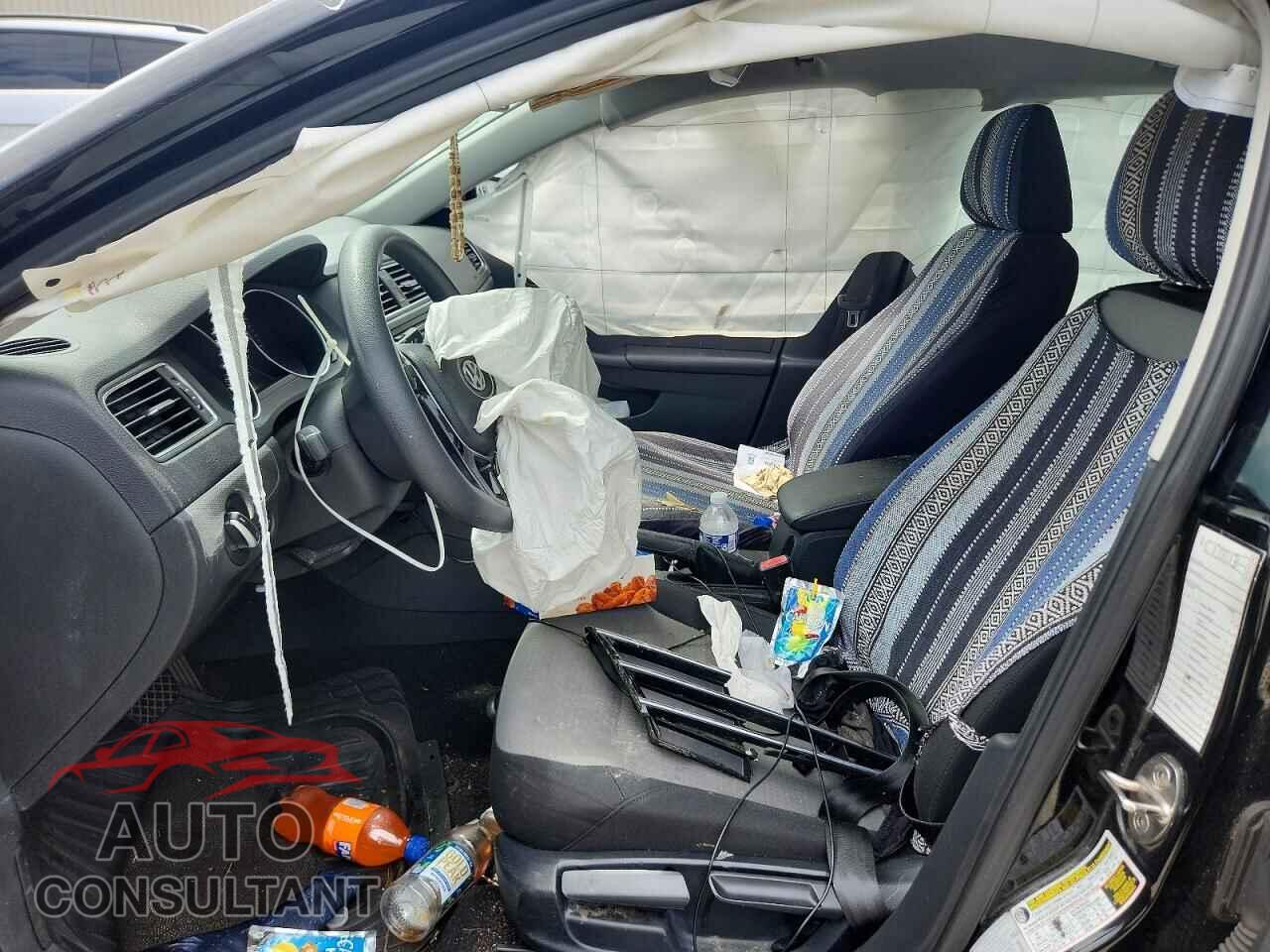 VOLKSWAGEN JETTA 2017 - 3VW2B7AJ1HM381012