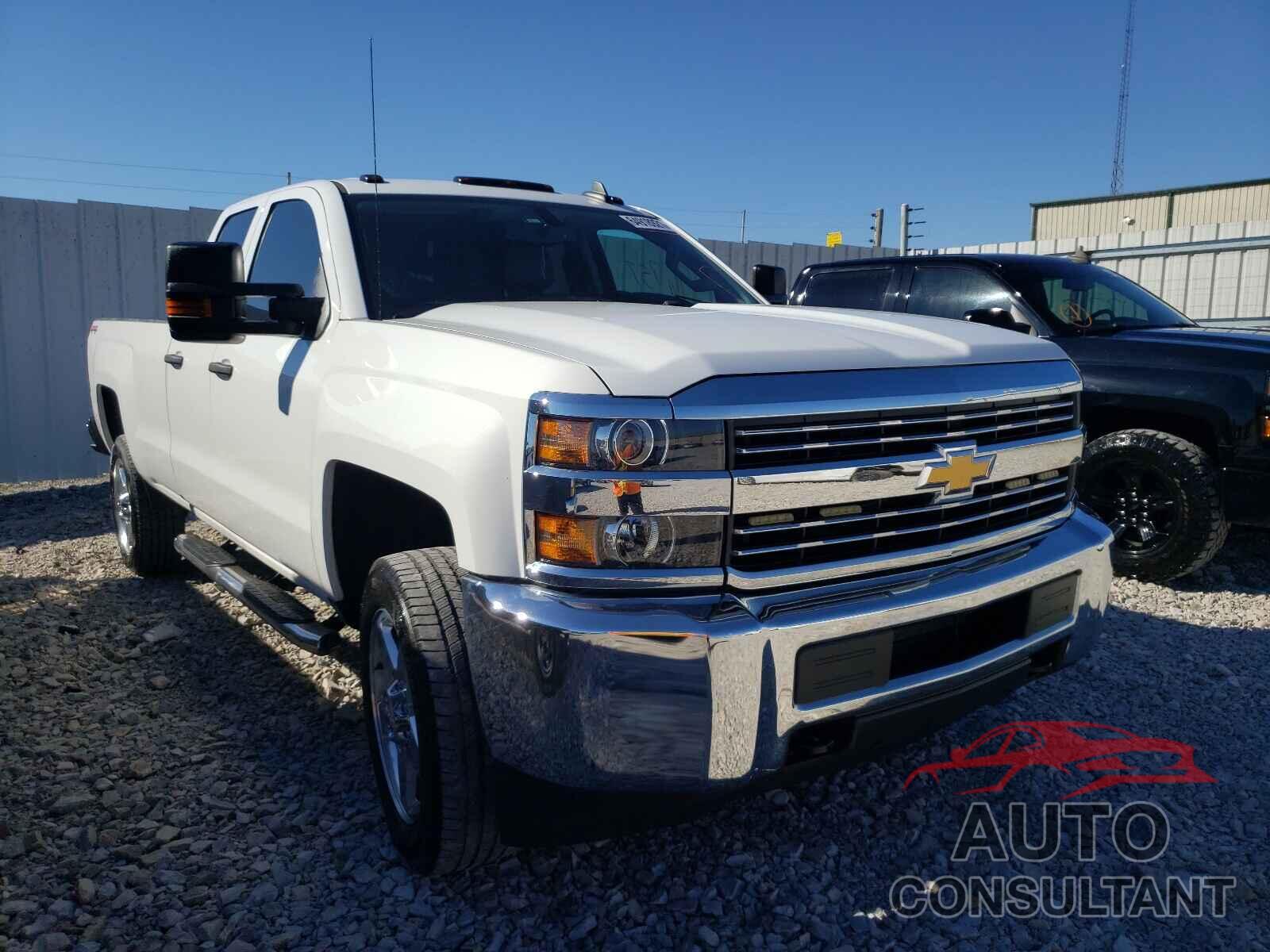 CHEVROLET SILVERADO 2018 - 1GC2KUEG0JZ156262