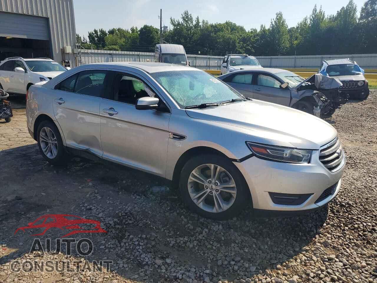 FORD TAURUS 2016 - 1FAHP2E88GG142631