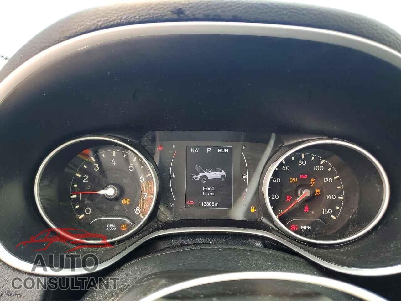 JEEP COMPASS 2018 - 3C4NJCBB9JT368877