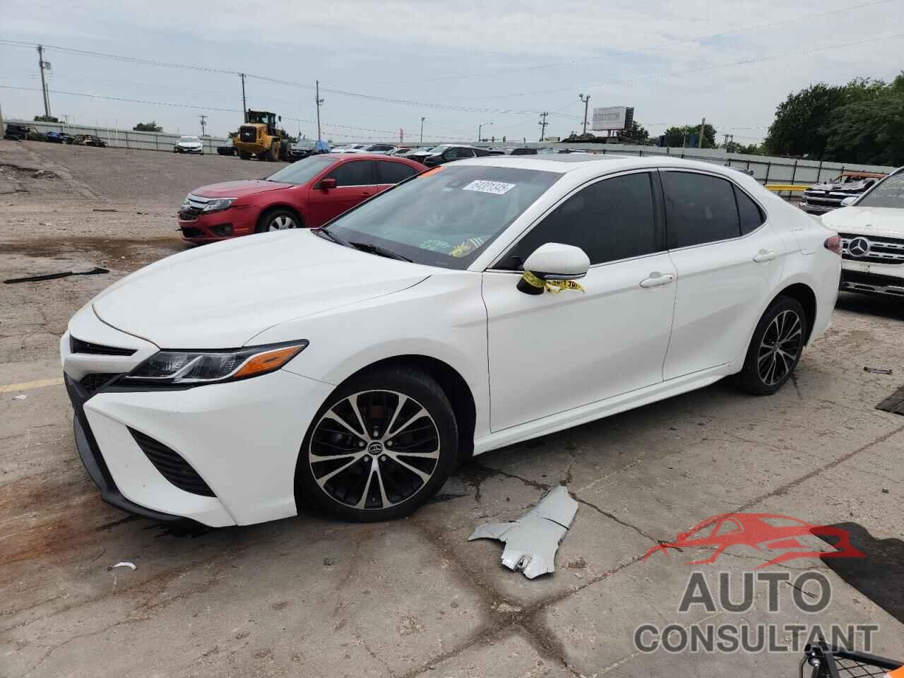 TOYOTA CAMRY 2018 - JTNB11HK8J3000874