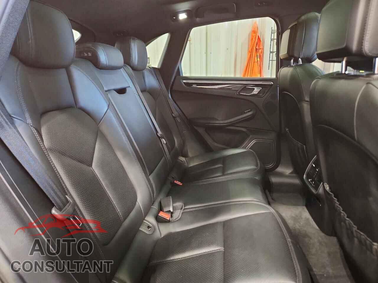 PORSCHE MACAN 2016 - WP1AB2A58GLB57626