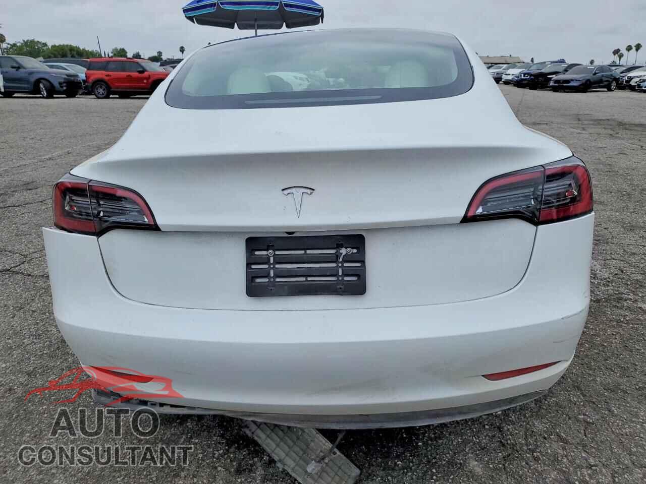 TESLA MODEL 3 2023 - 5YJ3E1EC2PF552134