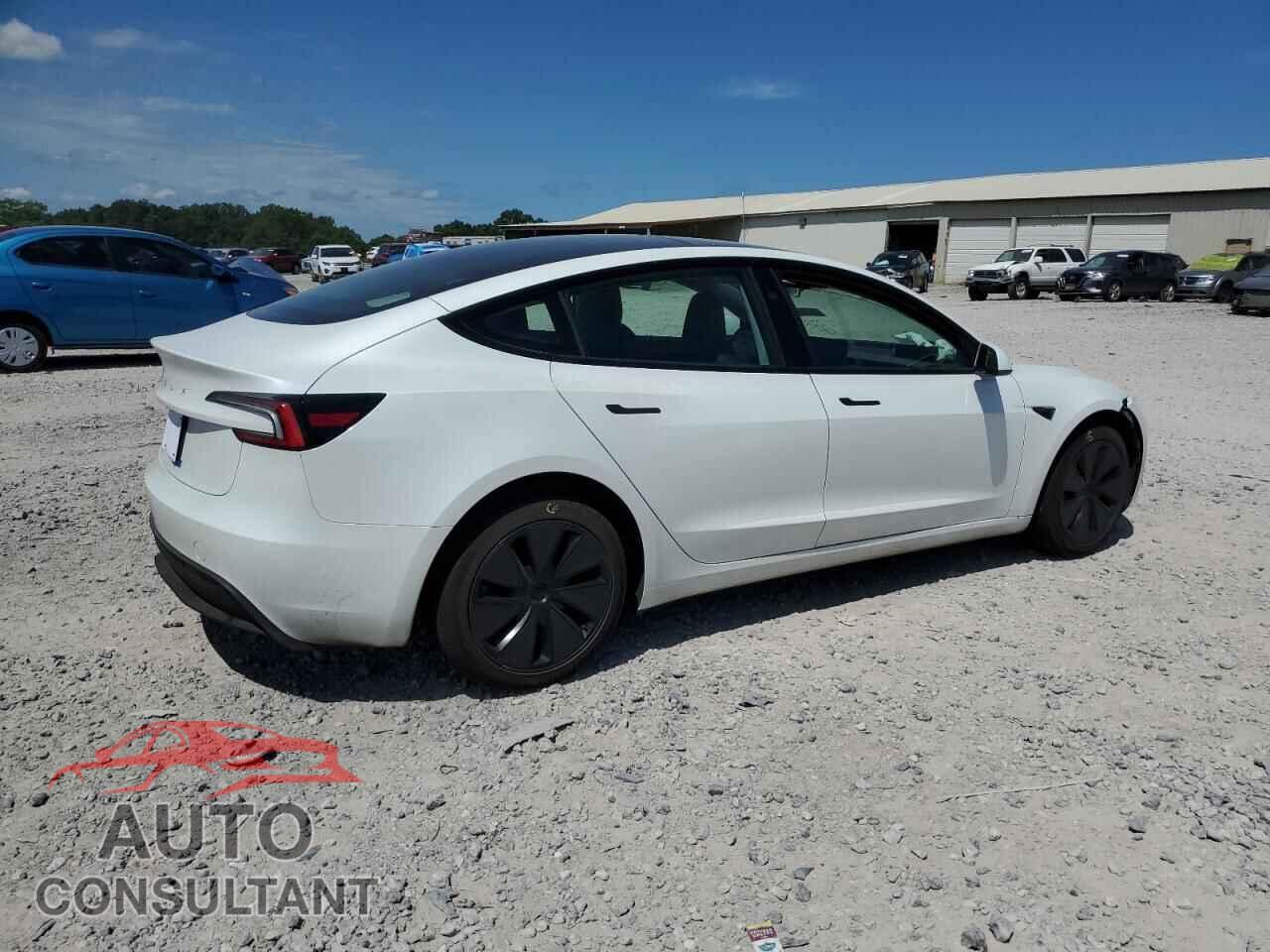 TESLA MODEL 3 2025 - 5YJ3E1EA9SF990186