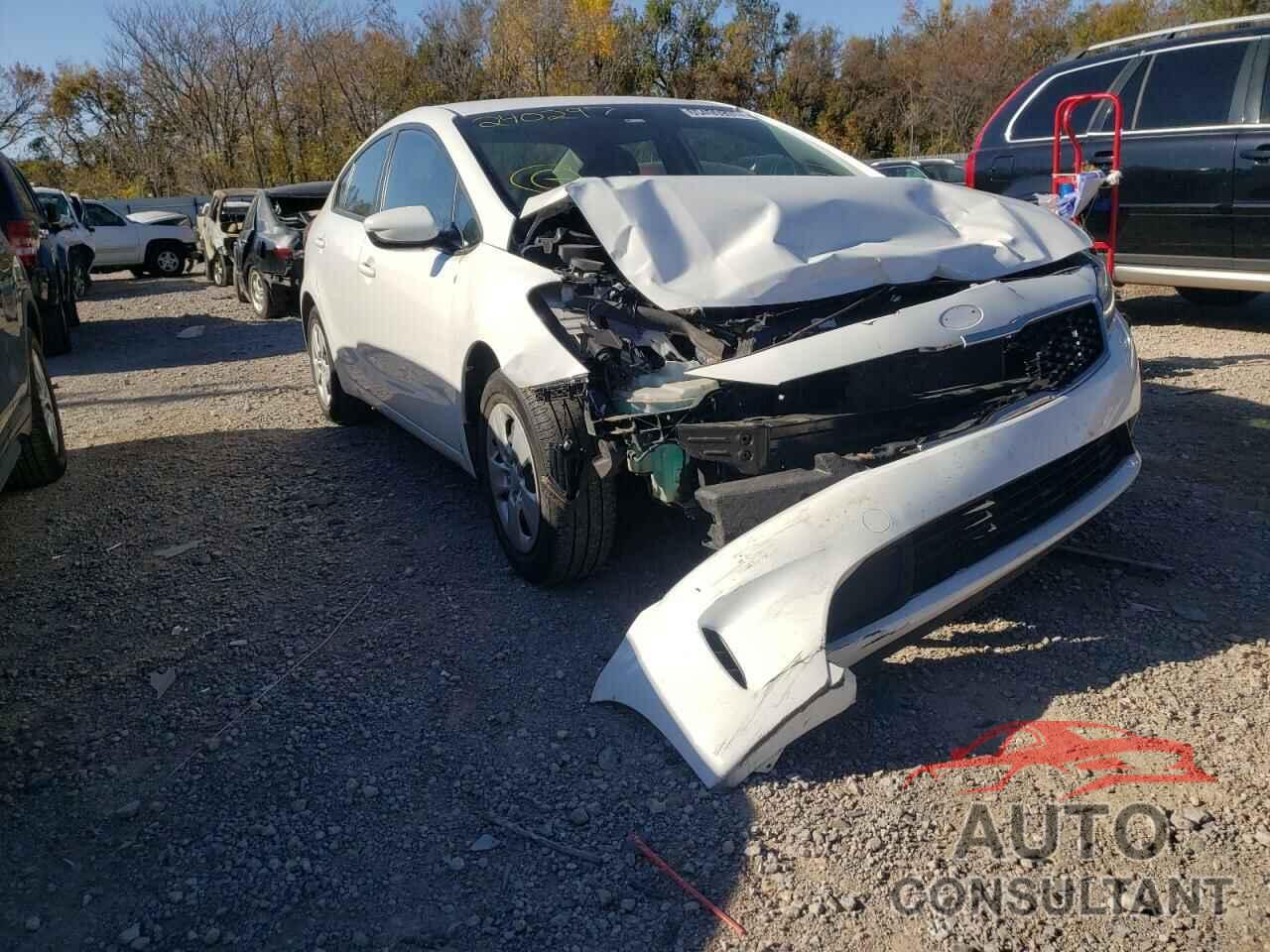 KIA FORTE 2018 - 3KPFK4A78JE240297