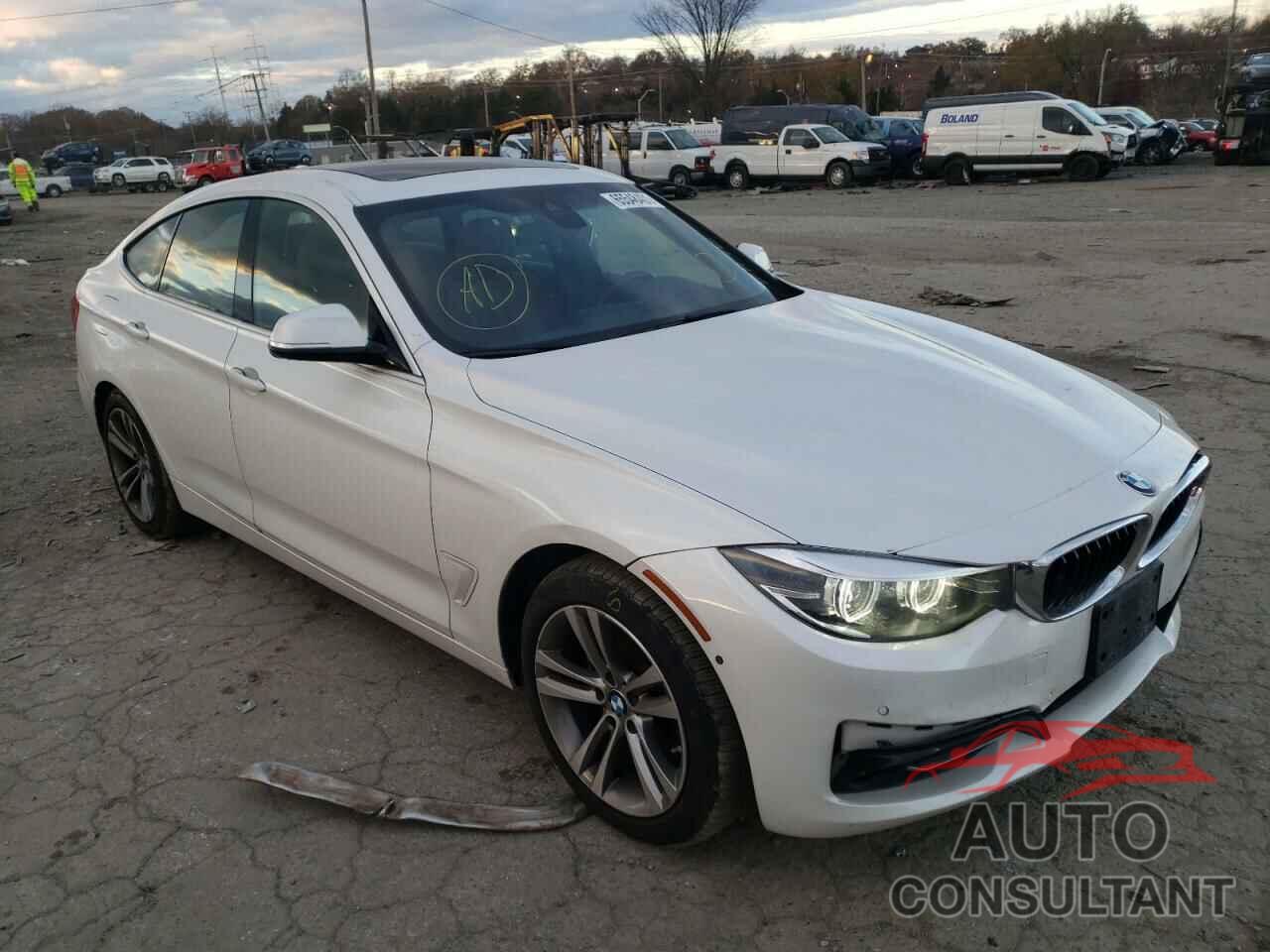 BMW 3 SERIES 2017 - WBA8Z9C3XHG827149