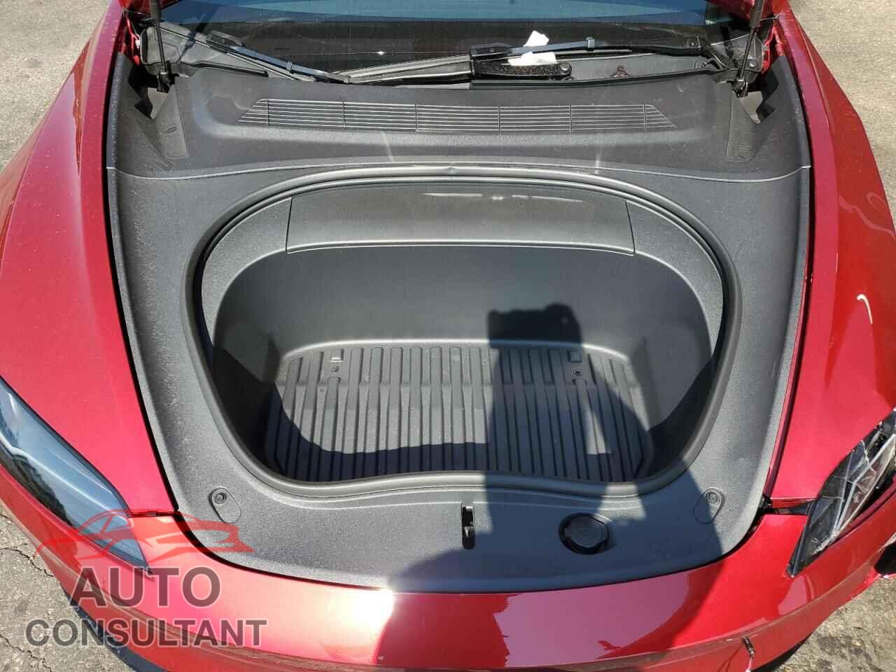TESLA MODEL 3 2024 - 5YJ3E1ETXRF784337