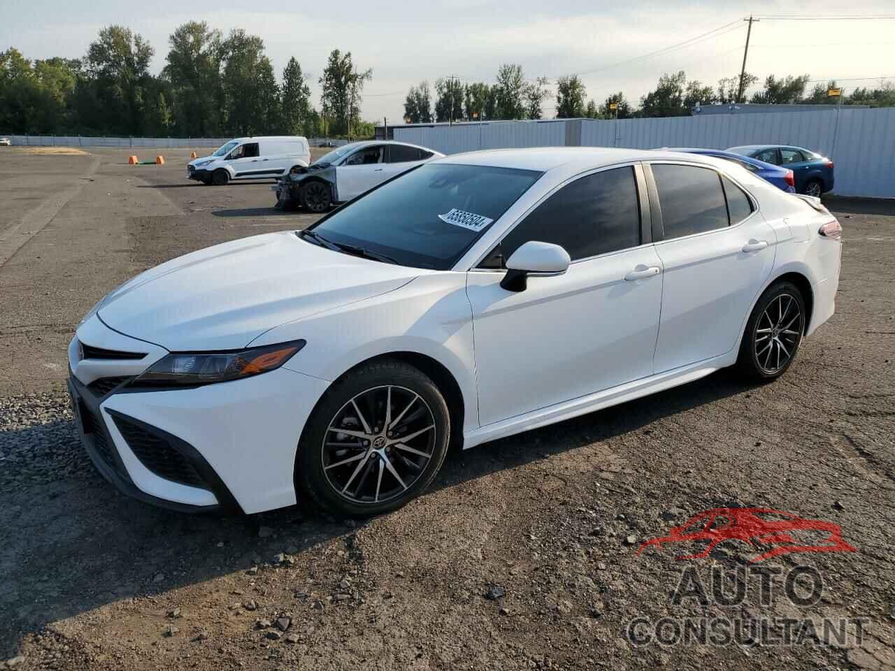 TOYOTA CAMRY 2022 - 4T1G11AK0NU639489